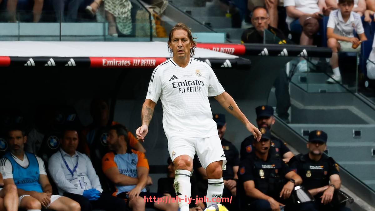 金年会体育-欧战三支意甲球队的表现及赛事分析报告